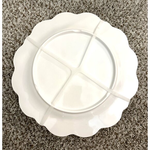 Tommy Bahama 4 Piece Red Tartan Plaid Christmas Dinner Plate Set Scalloped 10.5" - Picture 3 of 4